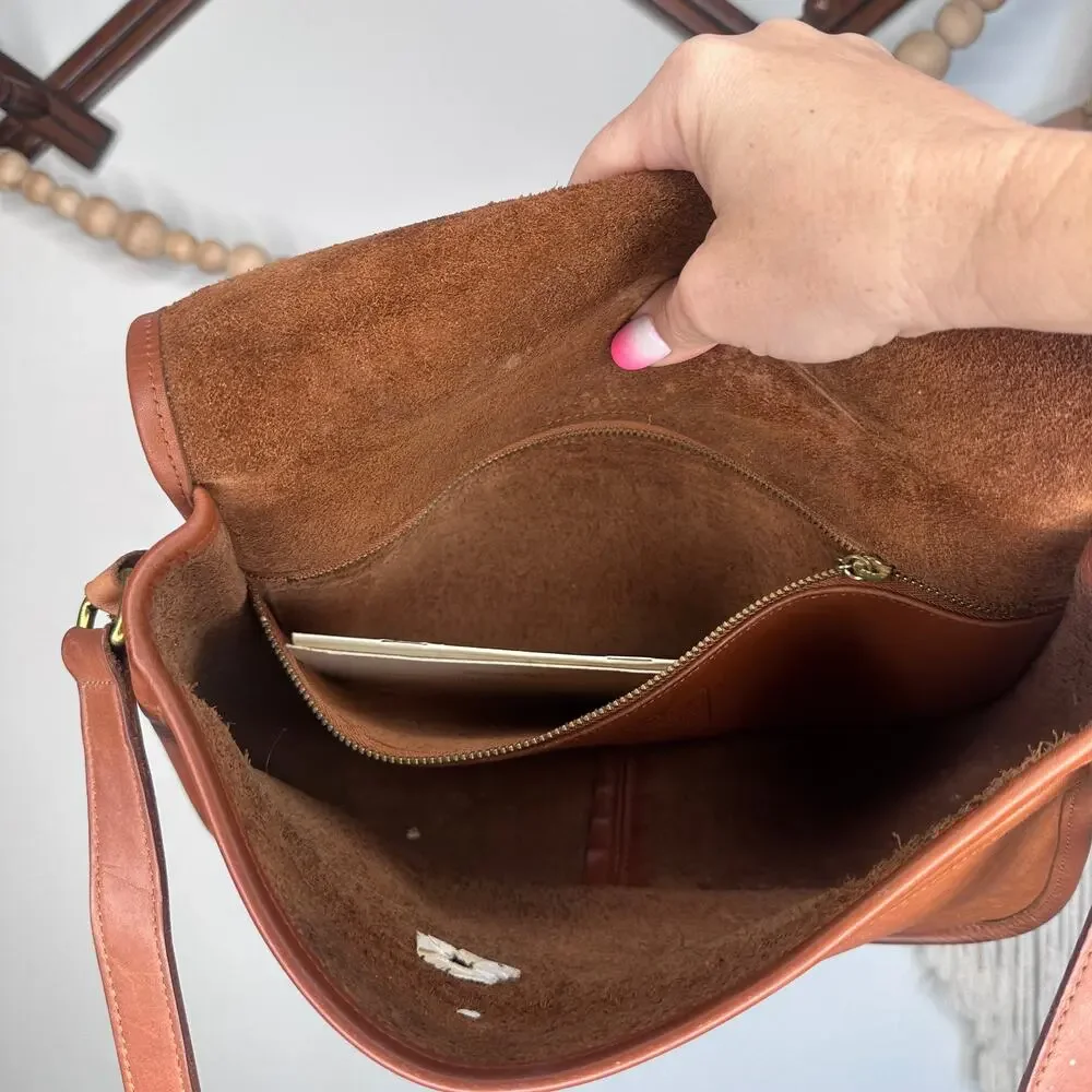 Vintage Coach Brown City Bag Leather Crossbody
